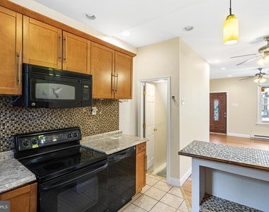 1606 S Frazier Street - Photo Thumbnail 2