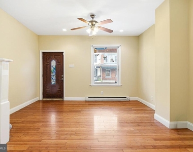 1606 S Frazier Street - Photo Thumbnail 4