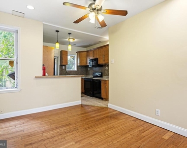 1606 S Frazier Street - Photo Thumbnail 1
