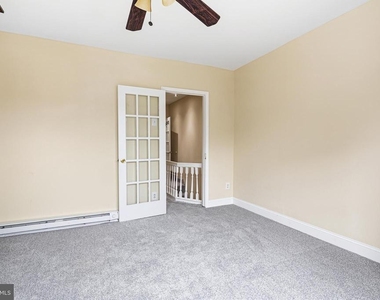 1606 S Frazier Street - Photo Thumbnail 7