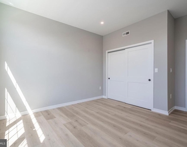 2401 Washington Avenue - Photo Thumbnail 15