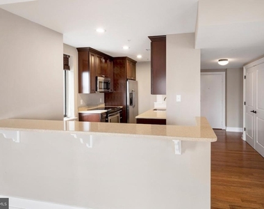 222 W Rittenhouse Square - Photo Thumbnail 26