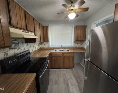 4200 Bertram Drive - Photo Thumbnail 1