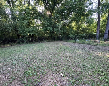 4200 Bertram Drive - Photo Thumbnail 15