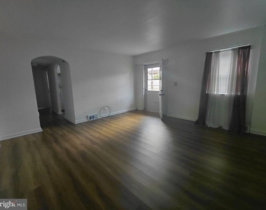 800 Princeton Avenue - Photo Thumbnail 3