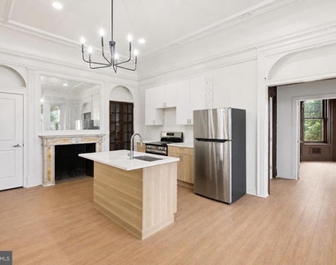 6012 Ridge Avenue - Photo Thumbnail 2