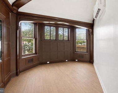 6012 Ridge Avenue - Photo Thumbnail 7