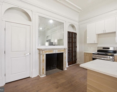 6012 Ridge Avenue - Photo Thumbnail 3