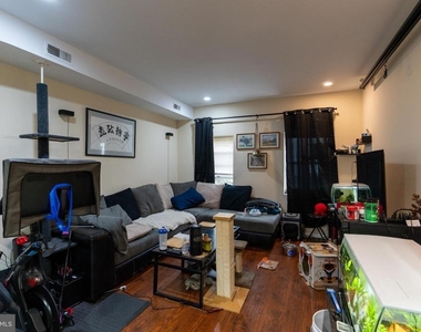 1026 S Randolph Street - Photo Thumbnail 8