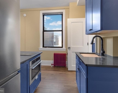1324 Locust Street - Photo Thumbnail 2