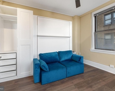 1324 Locust Street - Photo Thumbnail 8