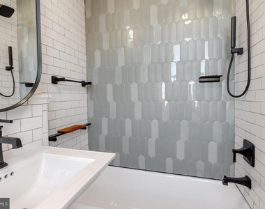 1324 Locust Street - Photo Thumbnail 14