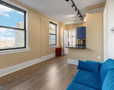 1324 Locust Street - Photo Thumbnail 10