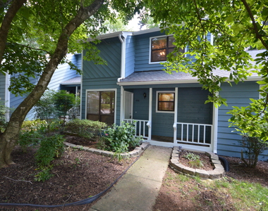 616 Applecross Drive - Photo Thumbnail 1