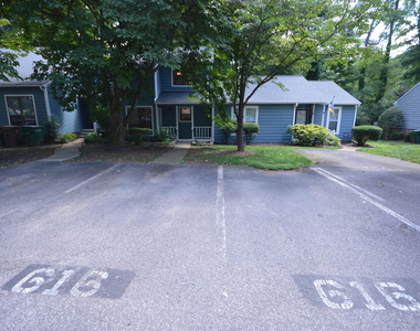 616 Applecross Drive - Photo Thumbnail 2