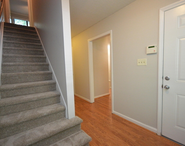 616 Applecross Drive - Photo Thumbnail 8