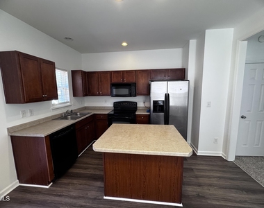 2212 Persimmon Ridge Drive - Photo Thumbnail 2