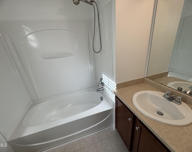 2212 Persimmon Ridge Drive - Photo Thumbnail 7