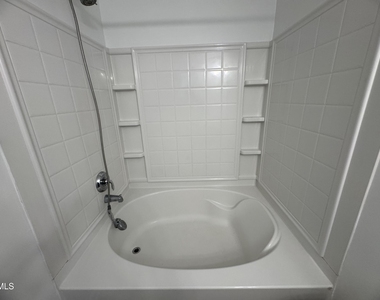 2212 Persimmon Ridge Drive - Photo Thumbnail 9