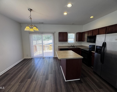 2212 Persimmon Ridge Drive - Photo Thumbnail 5