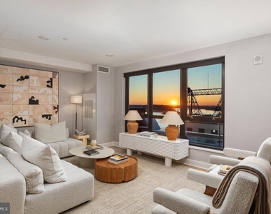 1325 N Beach Street - Photo Thumbnail 2
