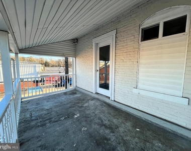 235 E Main Street - Photo Thumbnail 9