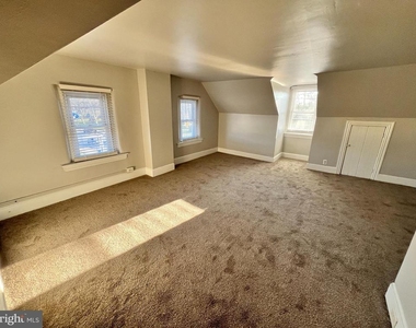235 E Main Street - Photo Thumbnail 7