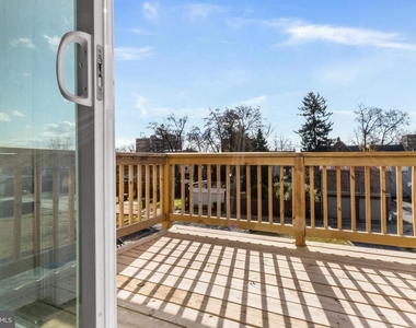 420 Chestnut Street - Photo Thumbnail 18