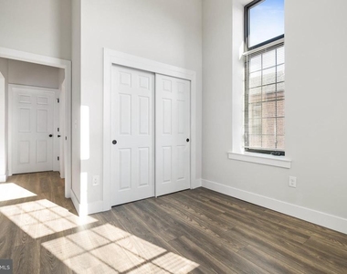 420 Chestnut Street - Photo Thumbnail 16