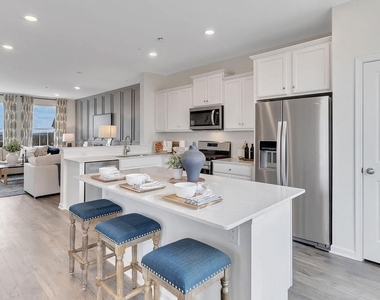 1090 Meadowlark Drive - Photo Thumbnail 27