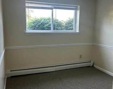 120 N Penn Street - Photo Thumbnail 7