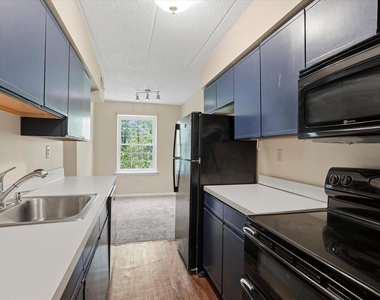 623 Washington Place - Photo Thumbnail 5