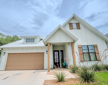 2320 Kellie Brooke Rd - Photo Thumbnail 1