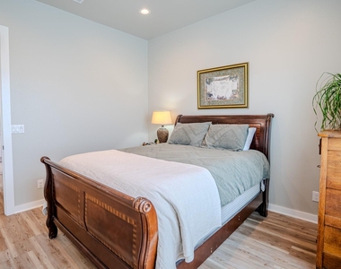 2320 Kellie Brooke Rd - Photo Thumbnail 13