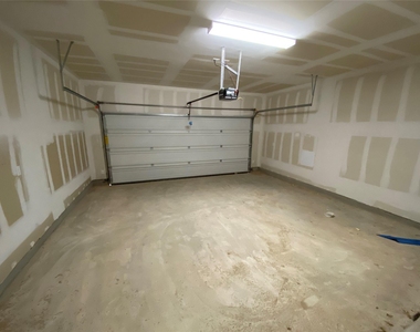 605 W South St - Photo Thumbnail 19