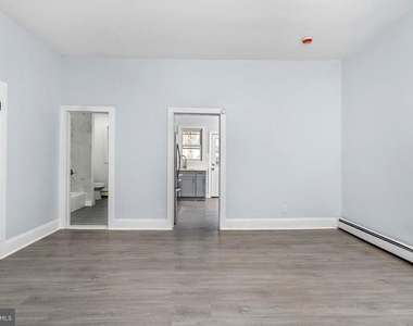 10 Lytle Street - Photo Thumbnail 7