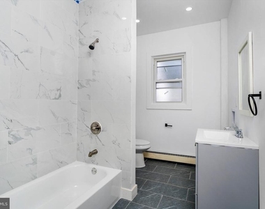 10 Lytle Street - Photo Thumbnail 9
