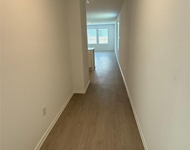 165 Kyanite Dr - Photo Thumbnail 4