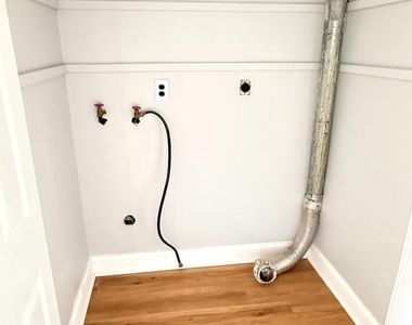 3 Lawrence Court - Photo Thumbnail 10
