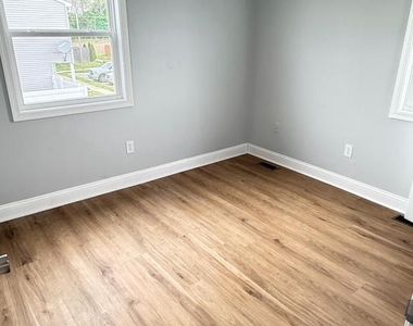 3 Lawrence Court - Photo Thumbnail 8