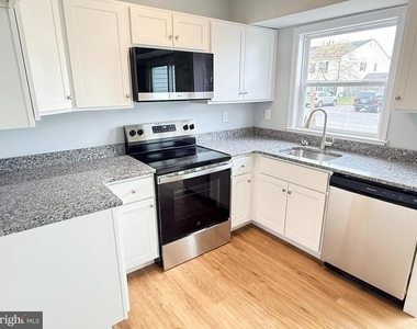 3 Lawrence Court - Photo Thumbnail 4