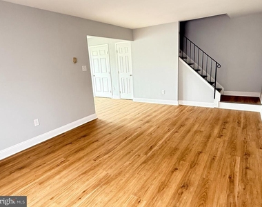 3 Lawrence Court - Photo Thumbnail 3