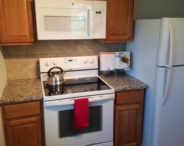 650 N Black Horse Pike - Photo Thumbnail 2