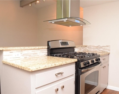 5601 Woodrow Ave - Photo Thumbnail 8