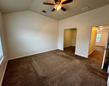 11248 Lost Maples Trl - Photo Thumbnail 11