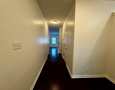 11248 Lost Maples Trl - Photo Thumbnail 1