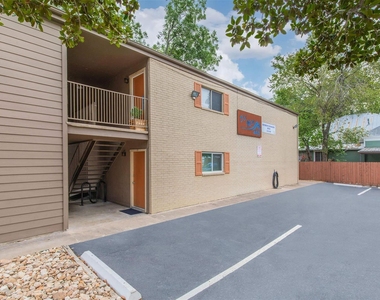 4415 Avenue B - Photo Thumbnail 15