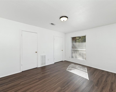 1709 Wild Basin Ledge - Photo Thumbnail 16