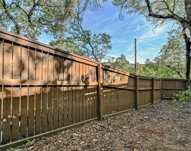 1709 Wild Basin Ledge - Photo Thumbnail 11