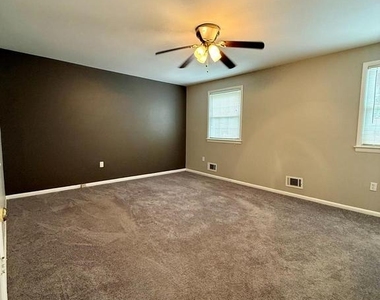 6526 Beechwood Drive - Photo Thumbnail 13